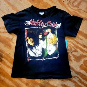 Vintage 1989 Motley Crue Dr. Feelgood Tour Concert t-shiry. Size: Large